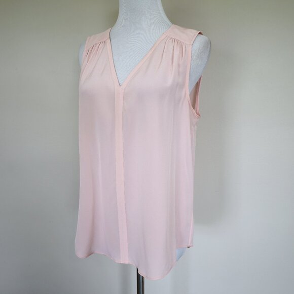 BANANA REPUBLIC Size 4 Blue Pink Skirt Blouse Set Career Eyelet Silk - Picture 2 of 12